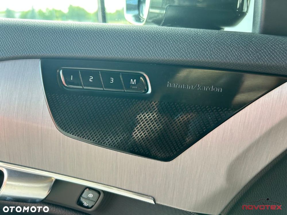 Volvo XC 90 - 21