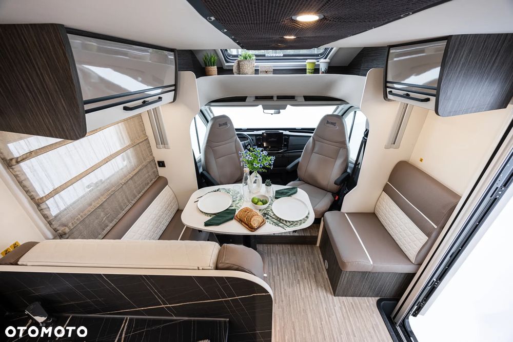 McLOUIS MC4 879 - 5 osobowy - 5