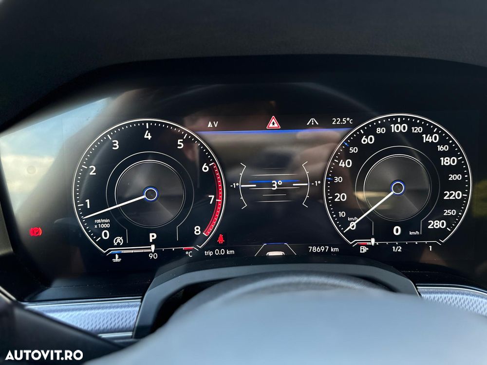 Volkswagen Touareg V6 TSI R-Style - 9