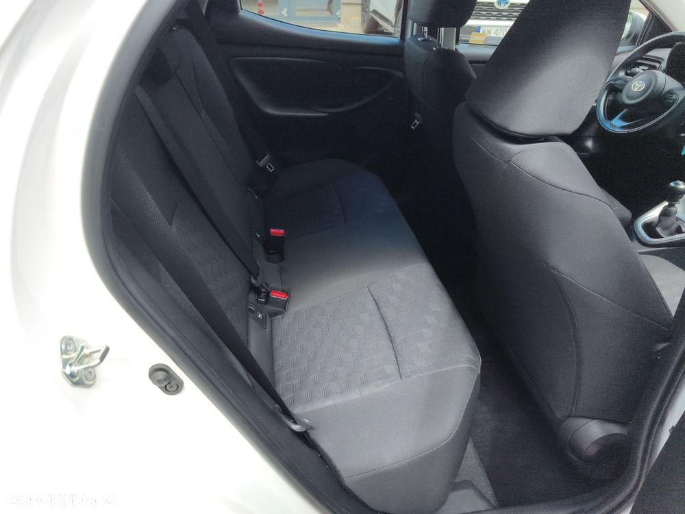 Toyota Yaris 1.5 Comfort - 11