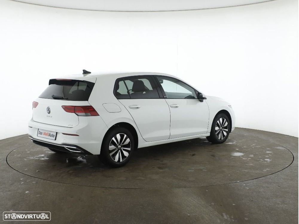 VW Golf 1.0 eTSI Life DSG - 8