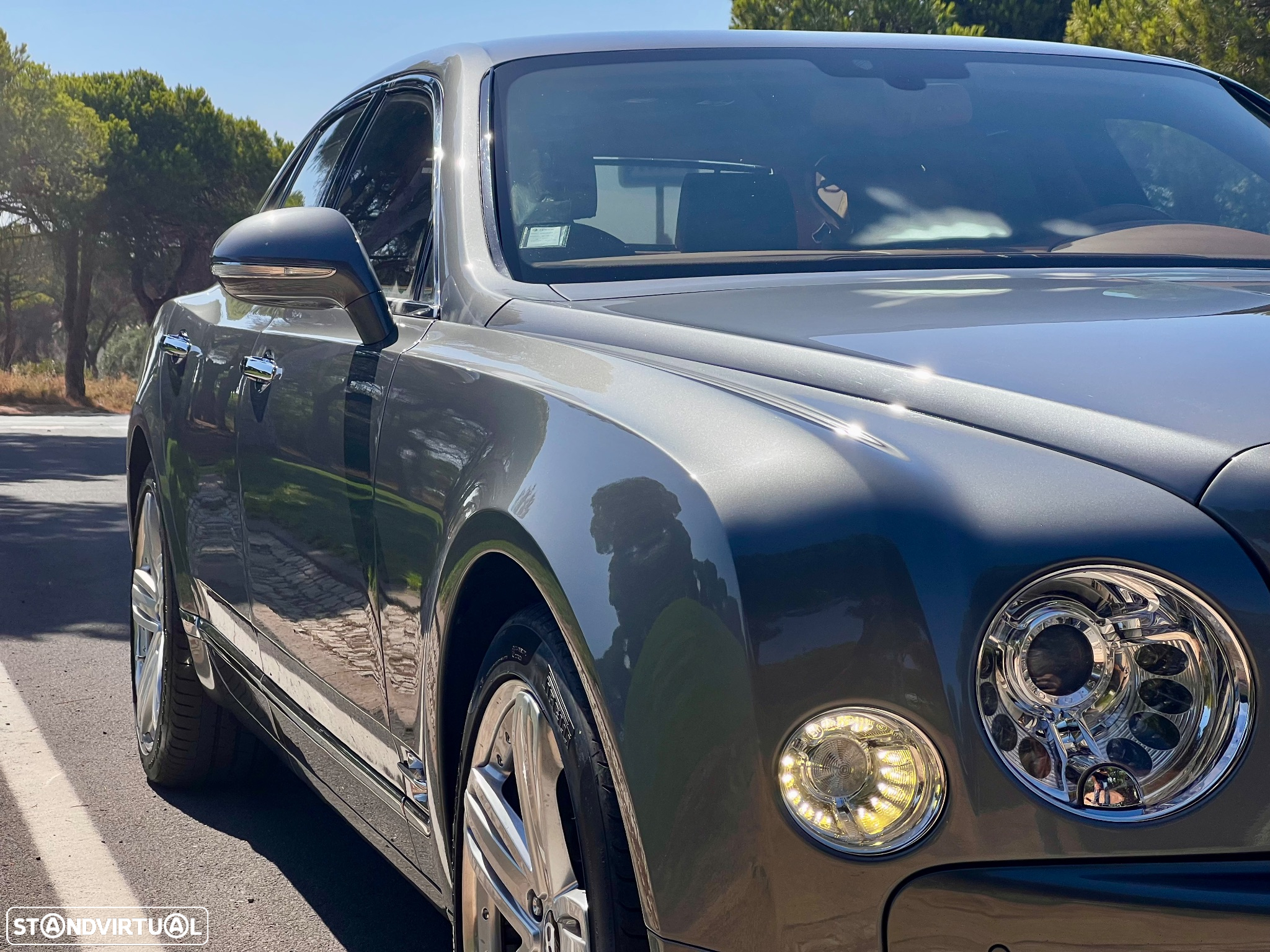 Bentley Mulsanne Standard - 41