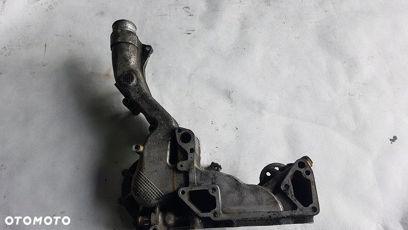 OBUDOWA POMPY WODY MAN TGA TGX TGS D20