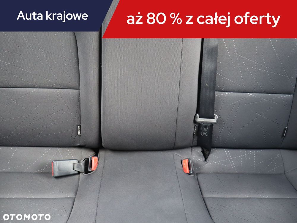 Kia Rio - 12