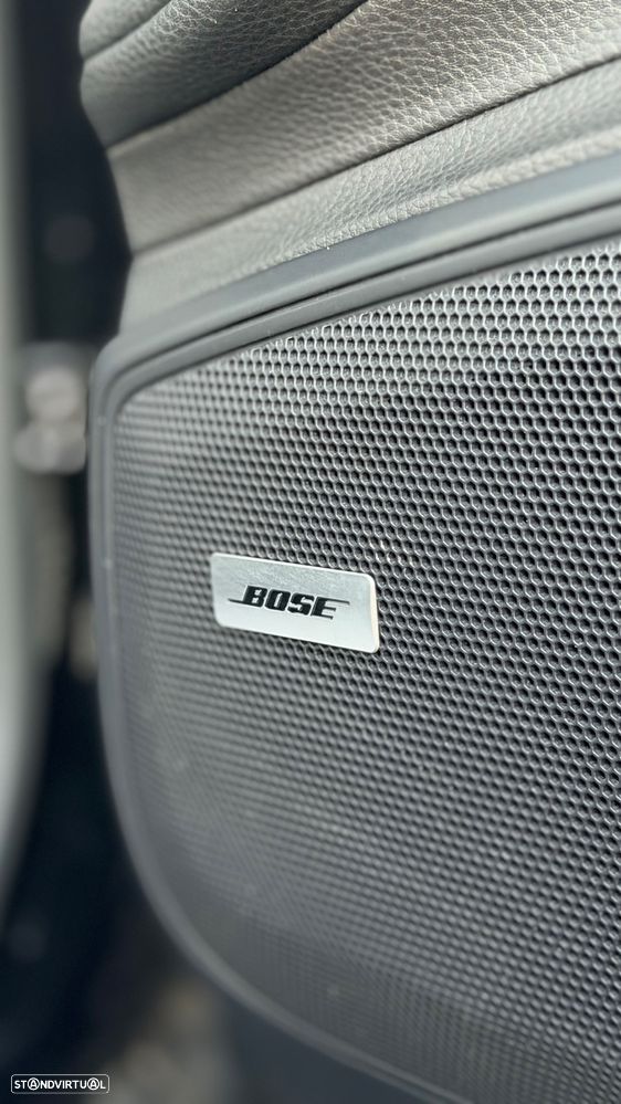 Porsche Panamera 4 E-Hybrid - 16