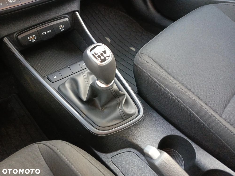 Hyundai i20 1.2 Modern - 18