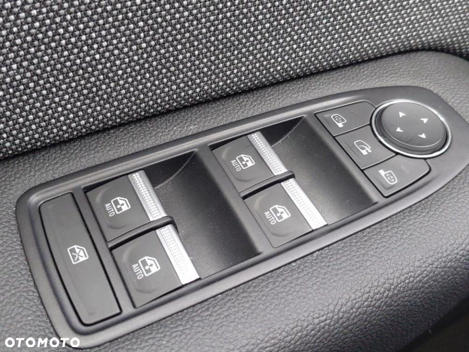 Renault Captur - 15