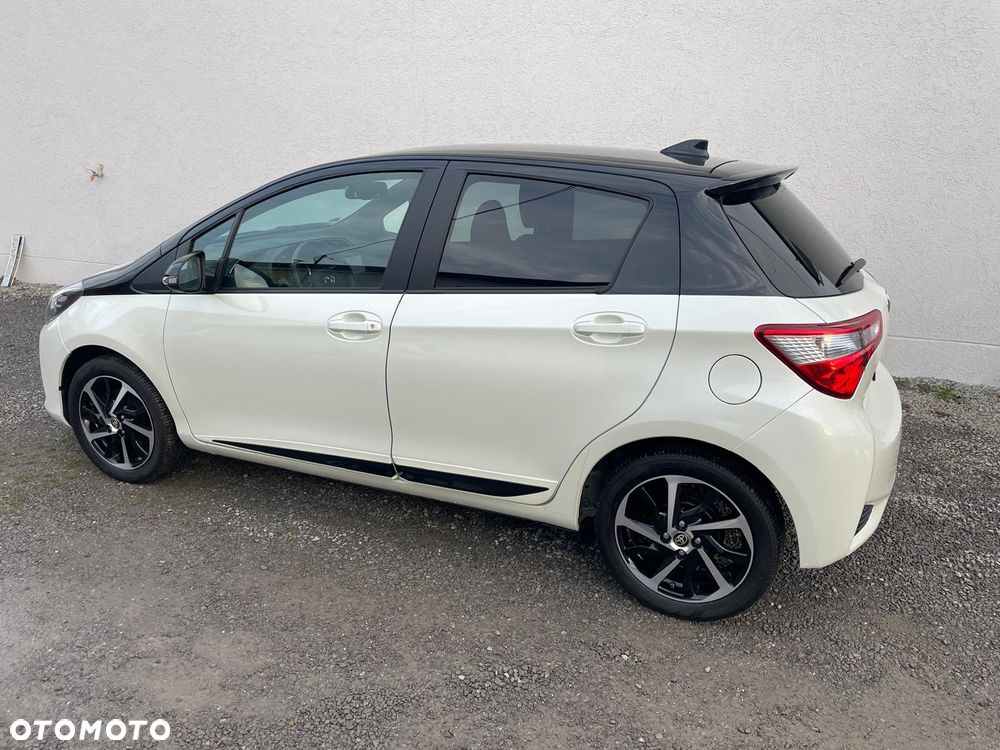 Toyota Yaris 1.5 Selection - 8