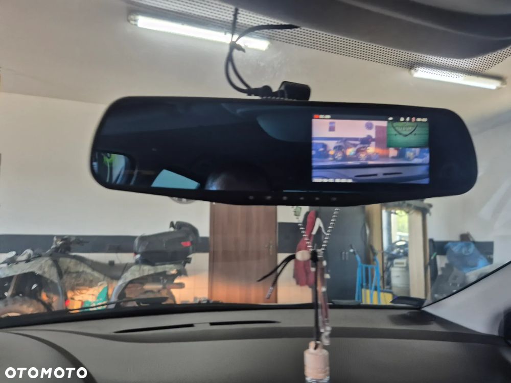 Renault Clio - 15