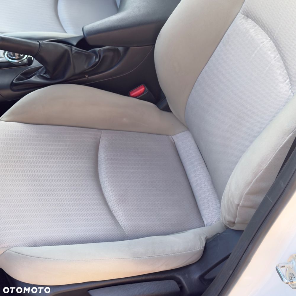 Mazda 3 SKYACTIV-G 120 Automatik Center-Line - 12