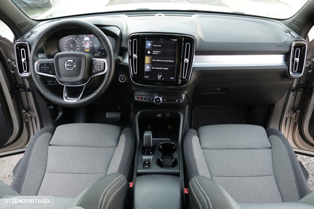 Volvo XC 40 1.5 T5 PHEV Core - 32