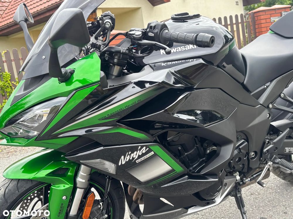 Kawasaki Ninja 1000 SX - 4