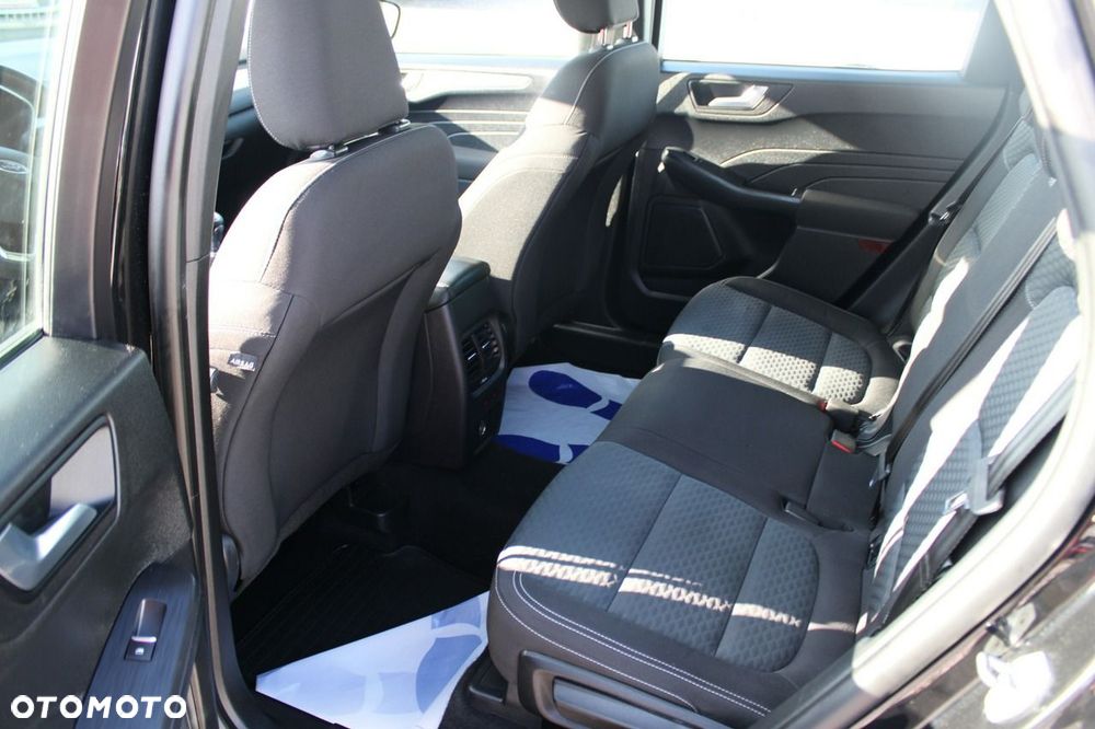 Ford Kuga - 14