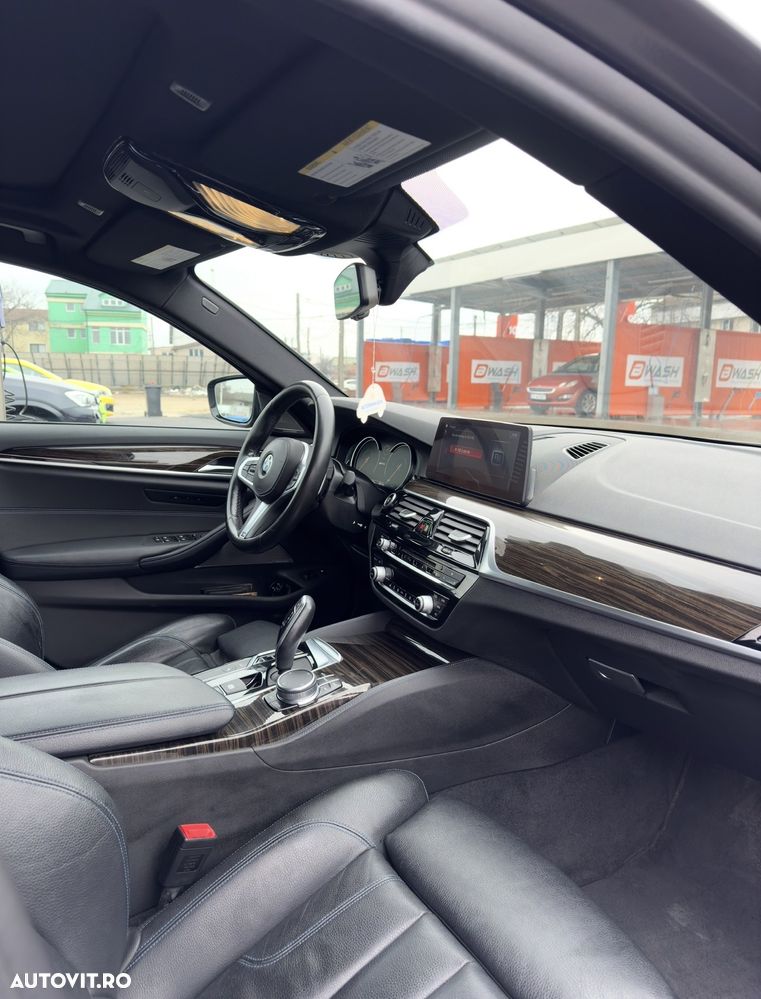 BMW Seria 5 530i AT MHEV - 7