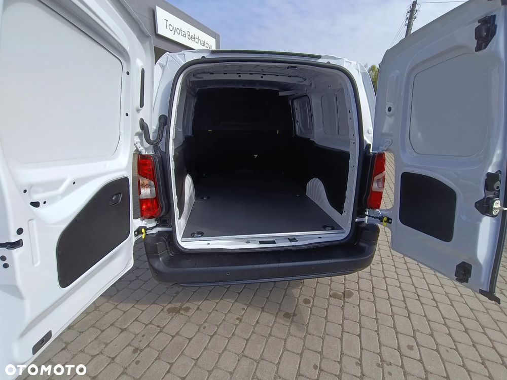 Toyota Proace City - 8