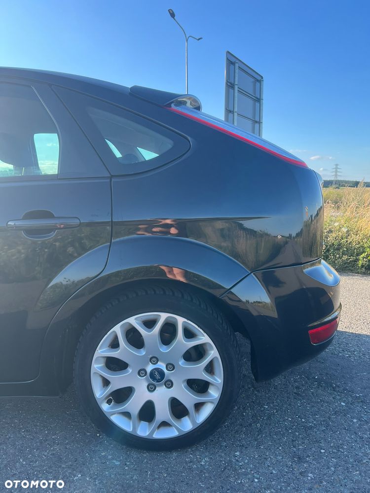 Ford Focus 1.6 Titanium - 9