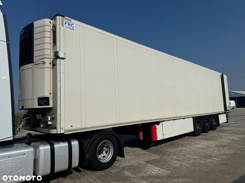 Schmitz Cargobull - 1