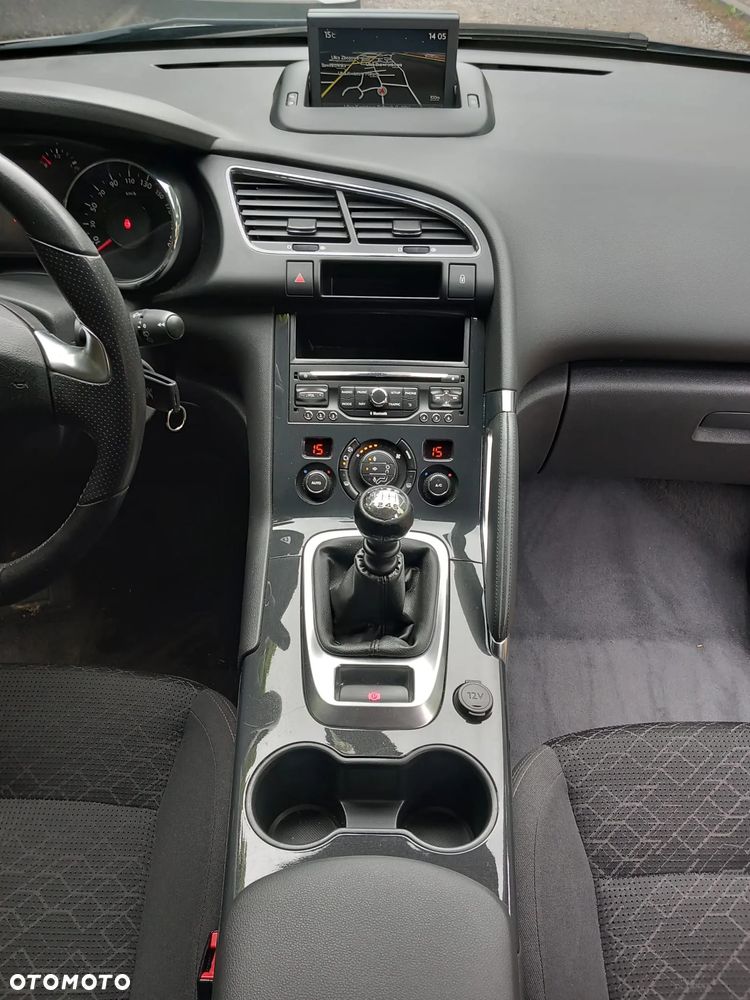 Peugeot 3008 1.6 BlueHDi Style S&S - 9