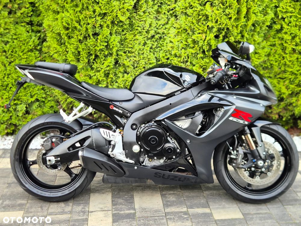 Suzuki GSX-R - 2