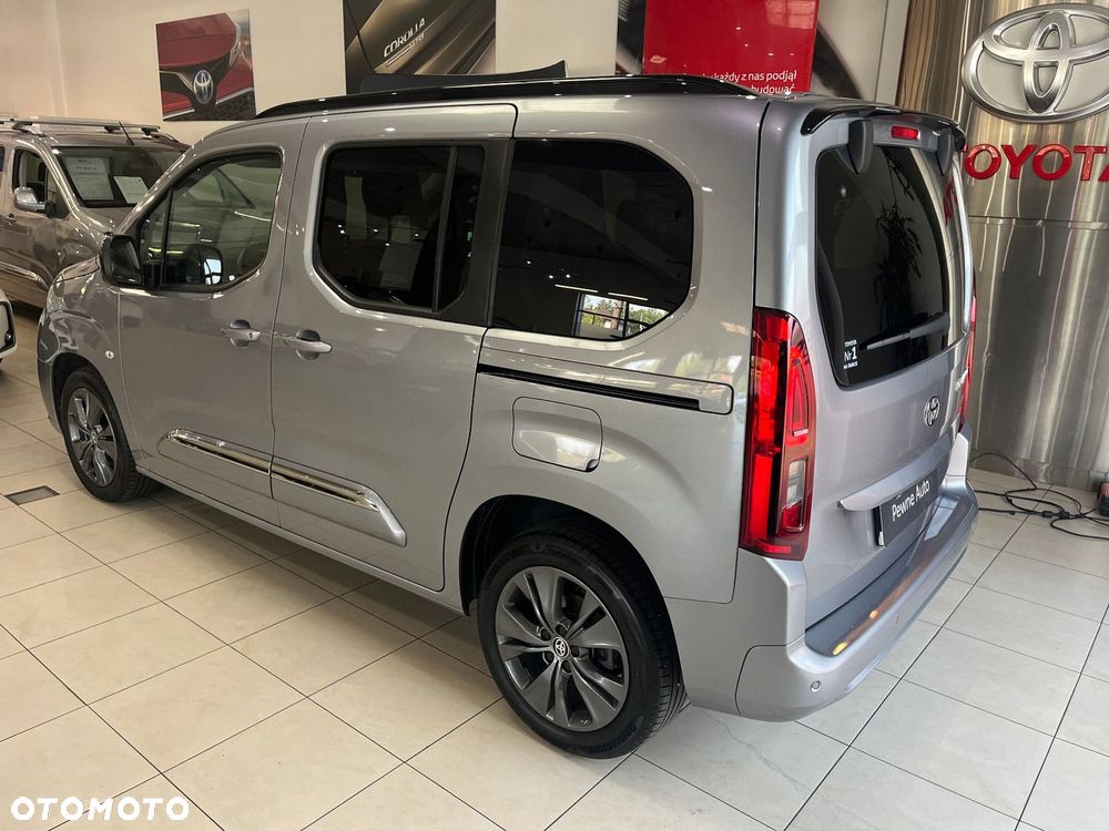 Toyota Proace City Verso 1.5 D-4D Family - 2