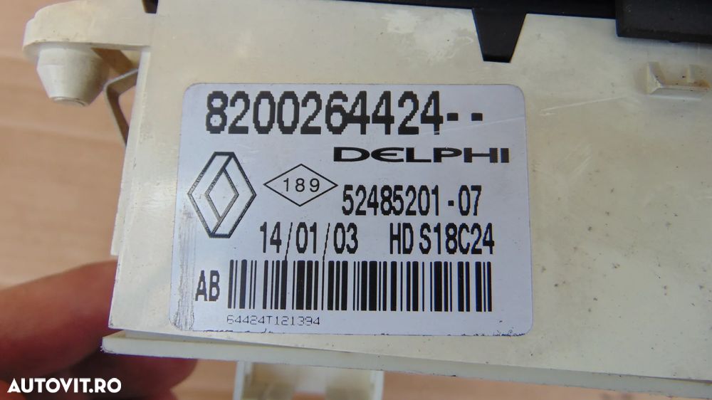 Panou clima Renault Laguna 2 an 2002-2007 cod 8200264424 - 5