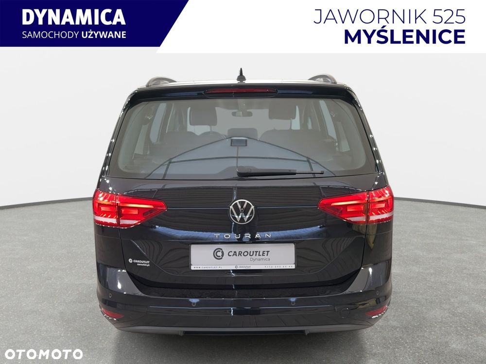 Volkswagen Touran - 8