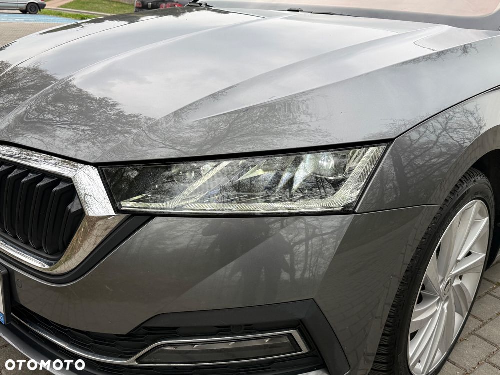 Skoda Octavia 2.0 TDI Style DSG - 25