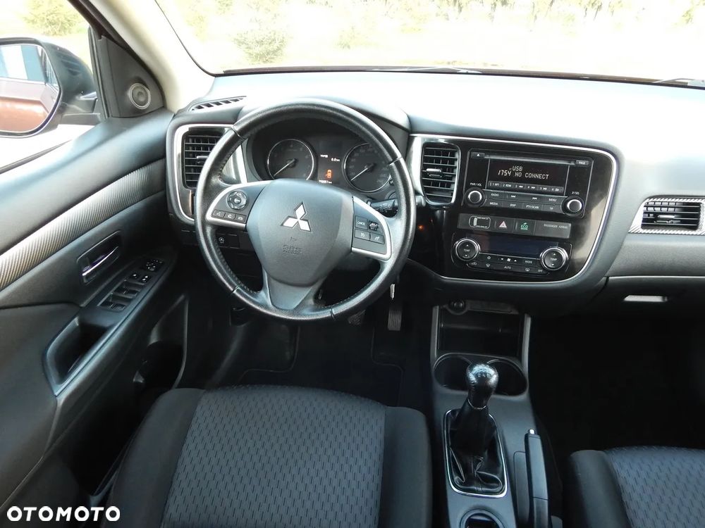 Mitsubishi Outlander 2.0 2WD - 13
