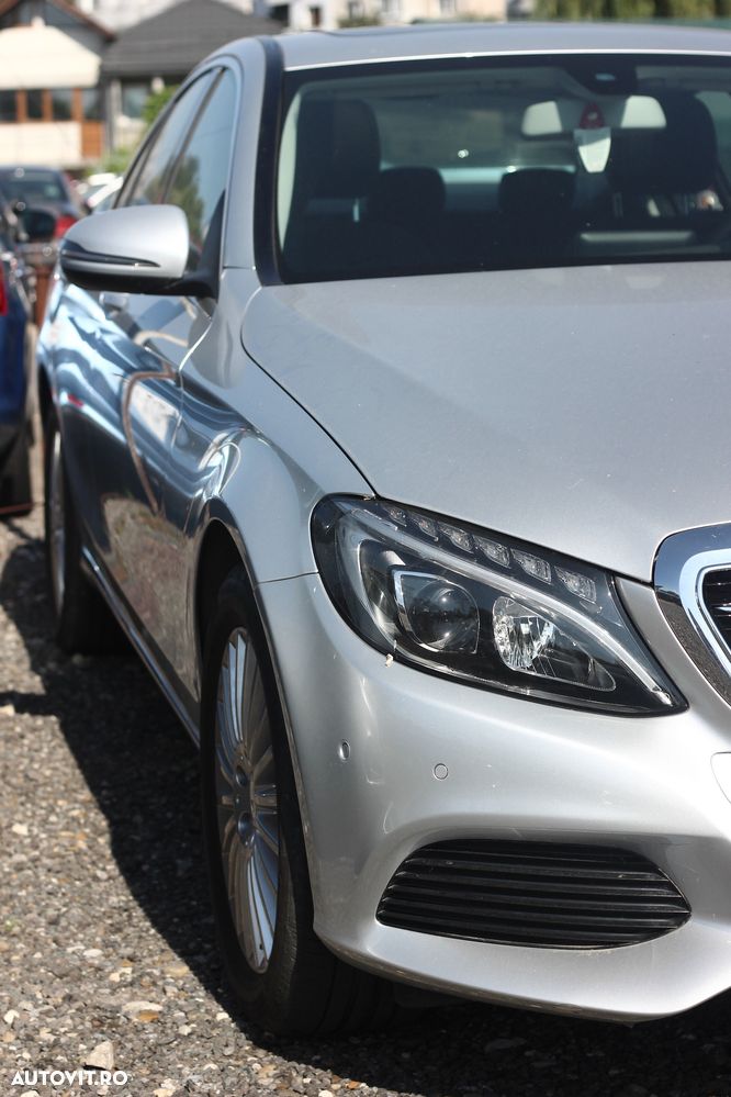 Mercedes-Benz C - 3