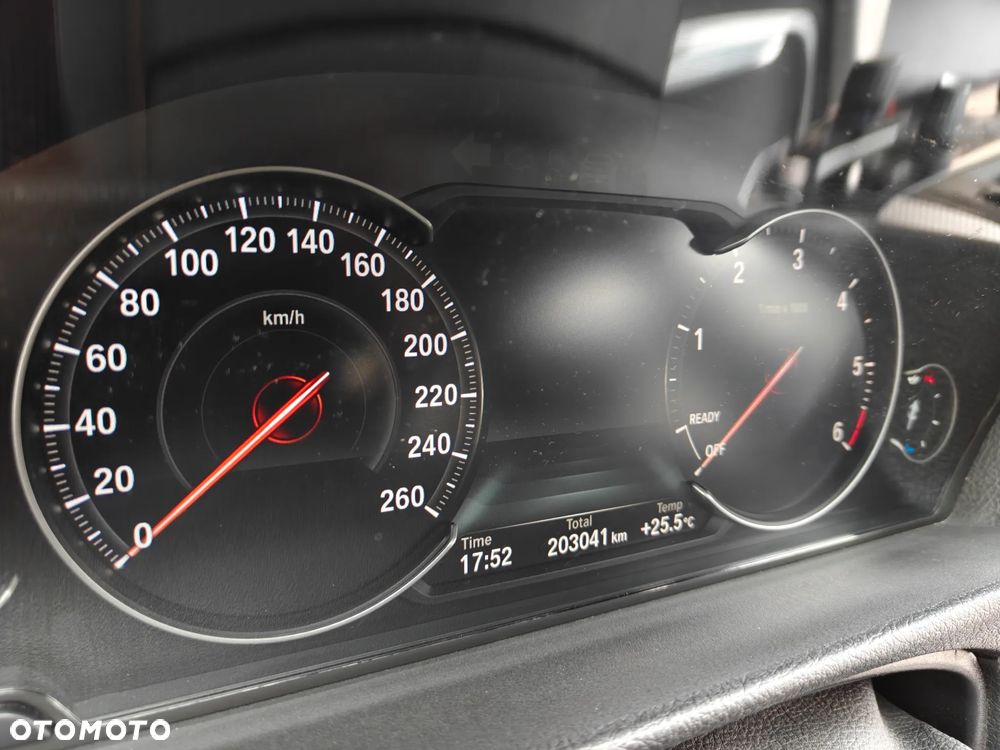 BMW 3GT 320d M Sport - 12