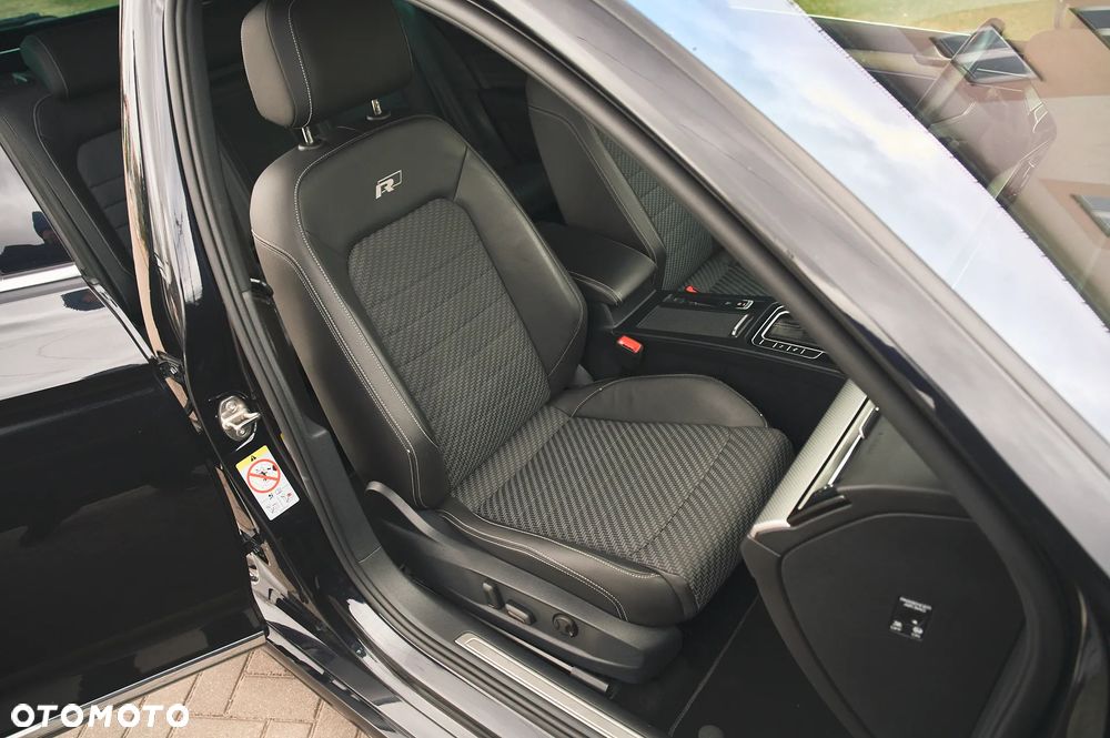 Volkswagen Passat 2.0 TDI SCR DSG Highline - 25