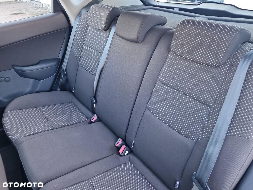 Hyundai i30 1.4 Base - 13