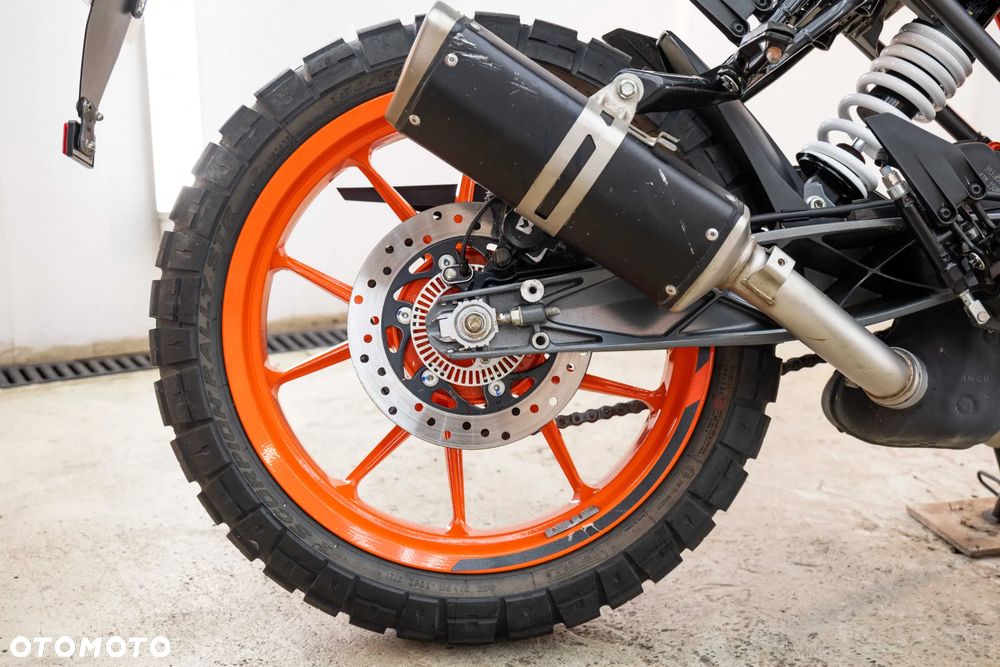 KTM Duke 125 - 34