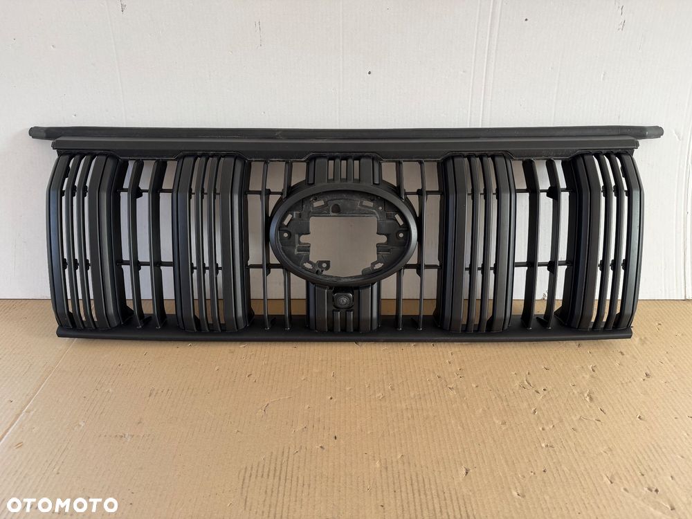 TOYOTA LAND CRUISER 150 LIFT GRILL ATRAPA 53111-60C10 KAMERA