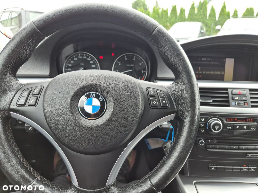 BMW Seria 3 318i Edition Exclusive - 14