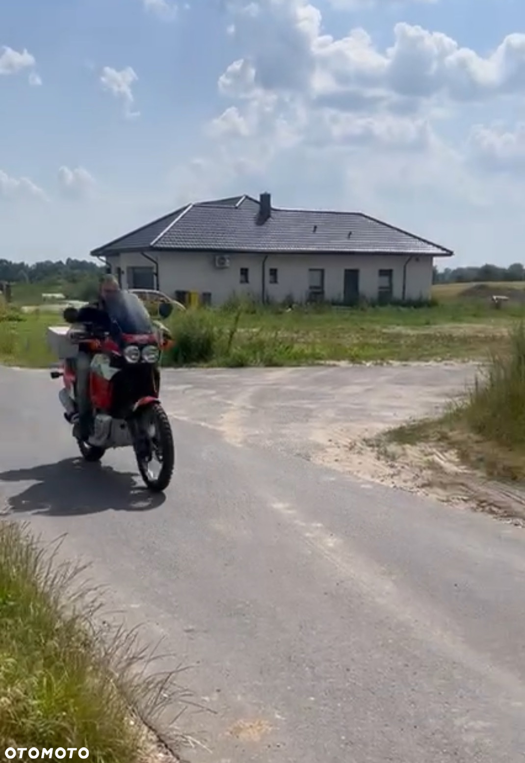 Honda XRV