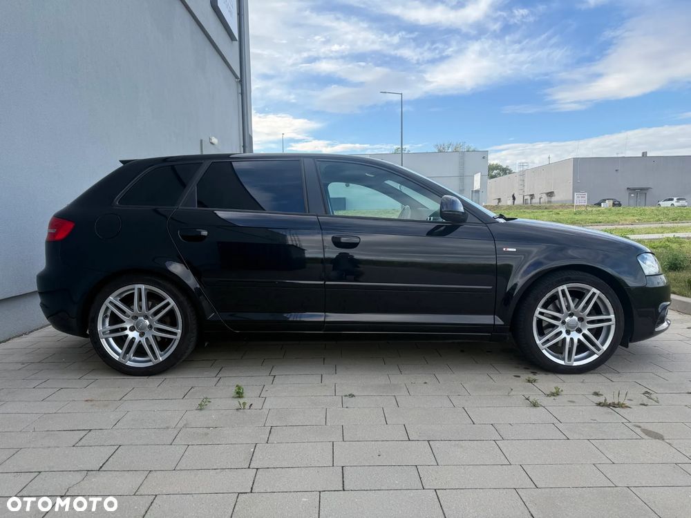 Audi A3 Sportback 2.0 TFSI S line Sportpaket - 8