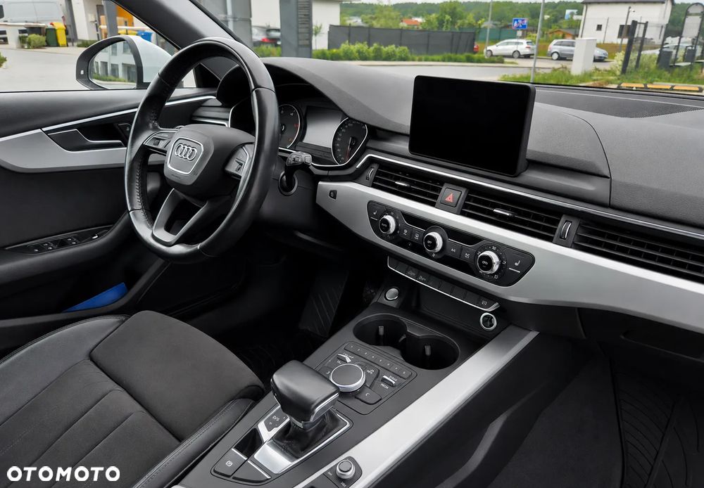 Audi A4 Avant 2.0 TDI S tronic - 8