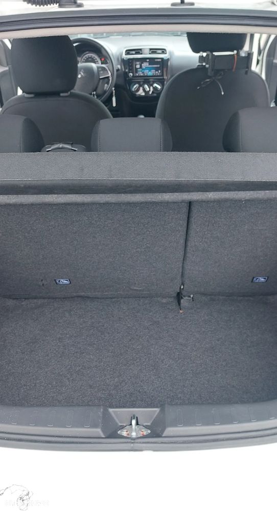 Mitsubishi Space Star - 10