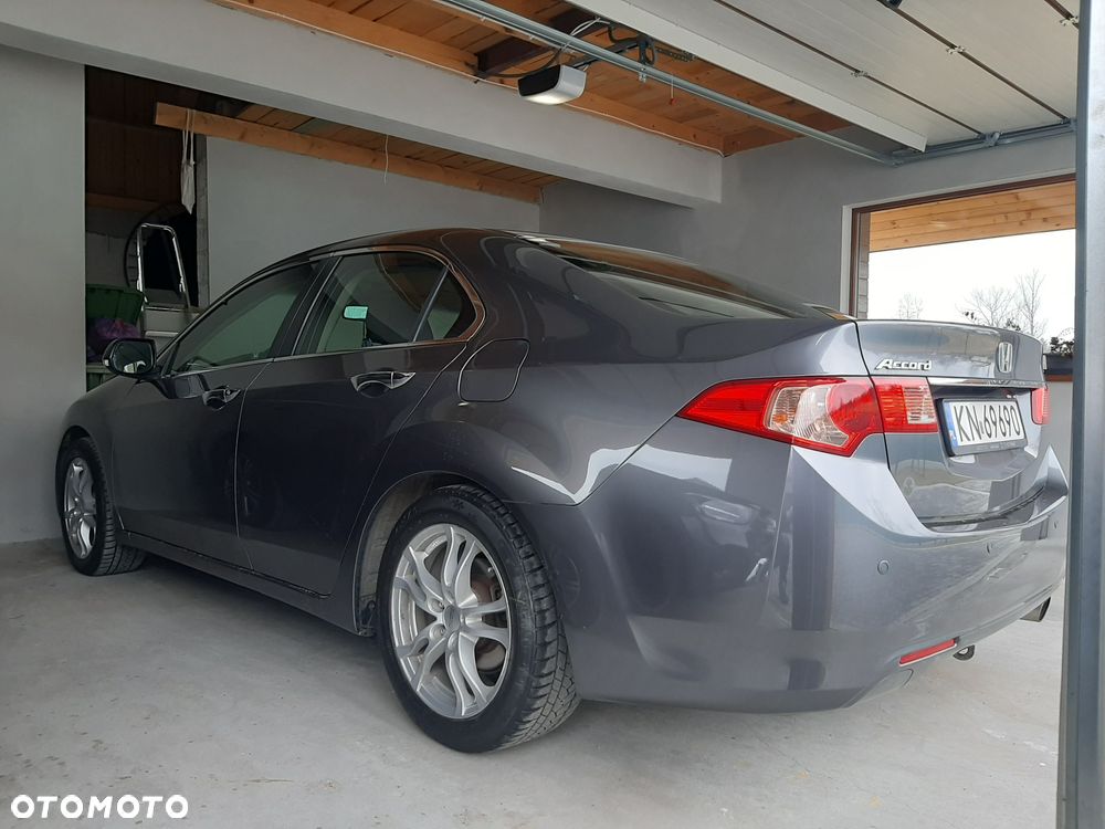 Honda Accord 2.0 Lifestyle - 2