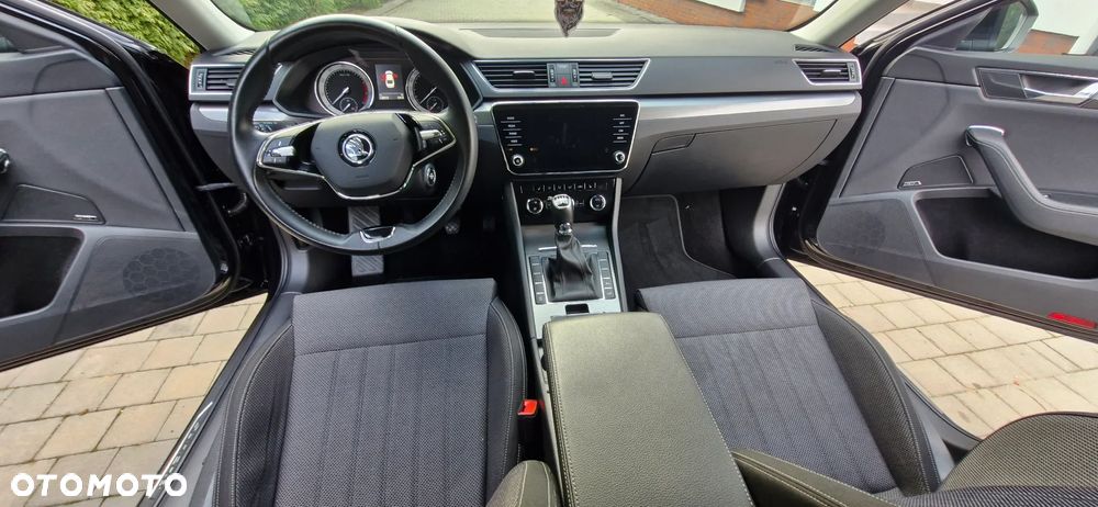 Skoda Superb ver-1-5-tsi-style - 20