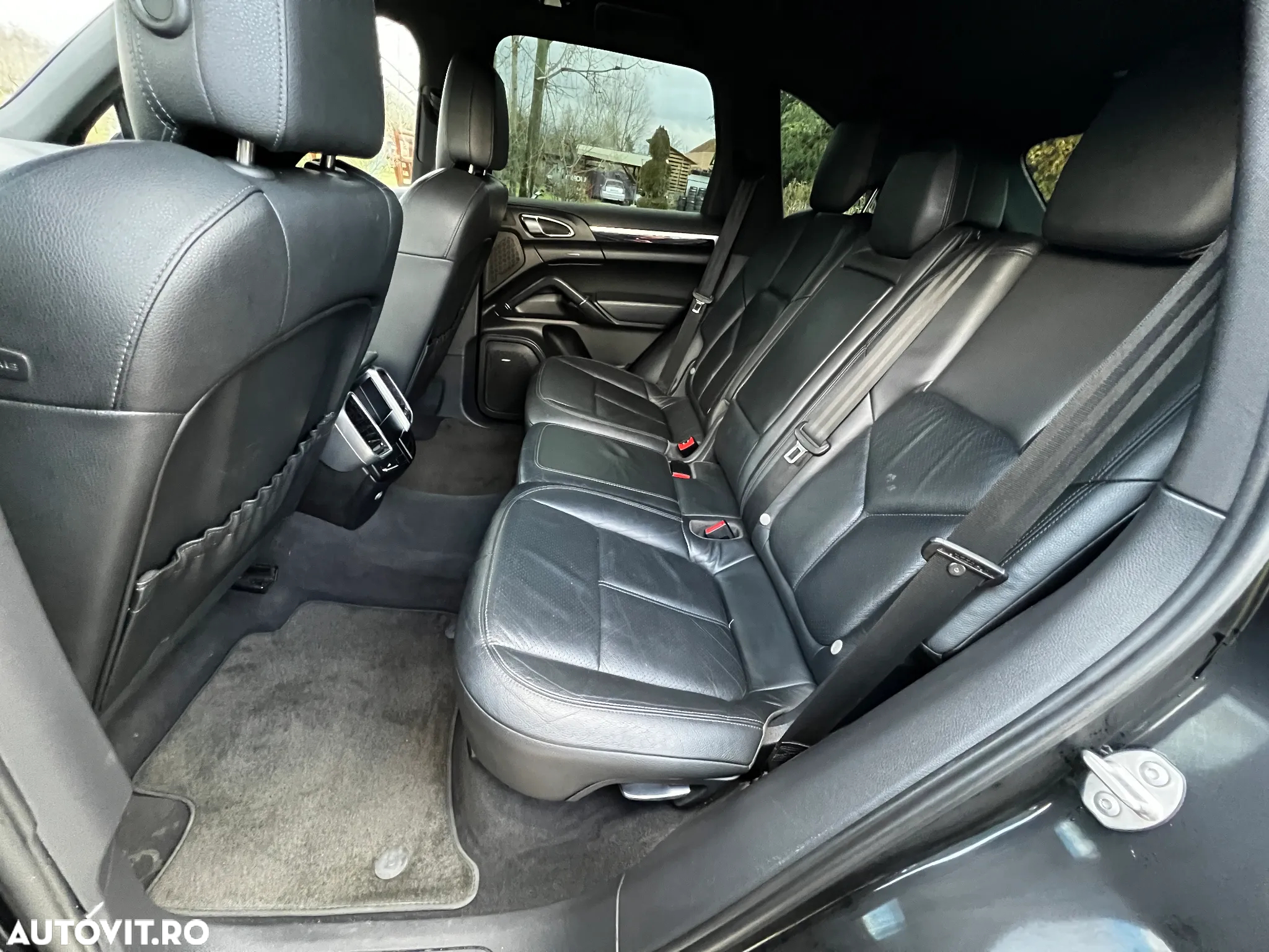 Porsche Cayenne 3.0 L V6 - 22