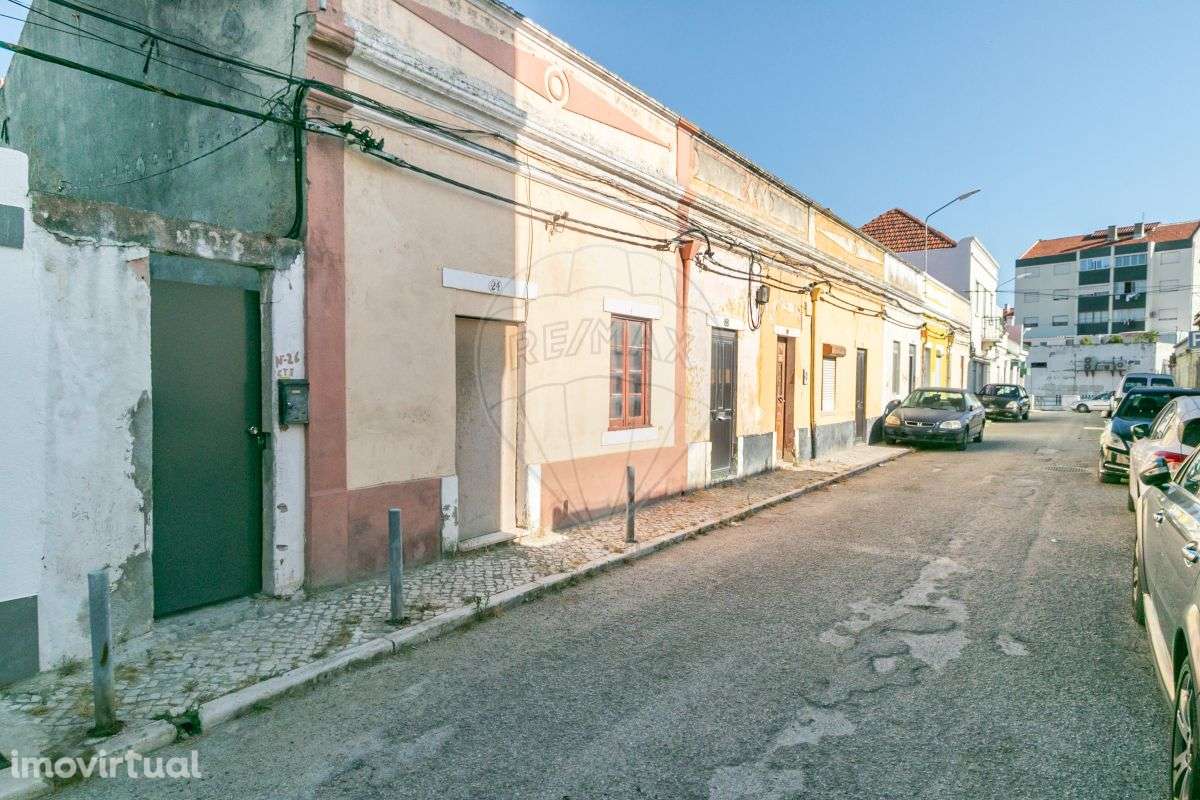 Moradia T11 para venda - Grande imagem: 2/28