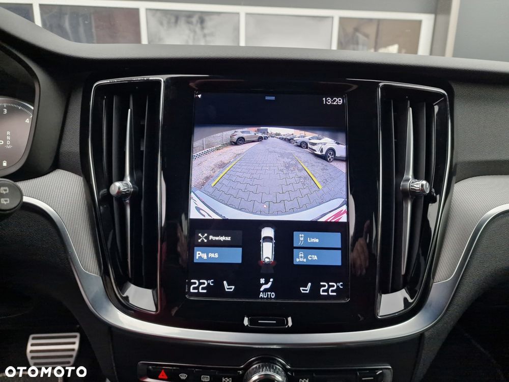 Volvo V60 B4 D Geartronic RDesign - 37