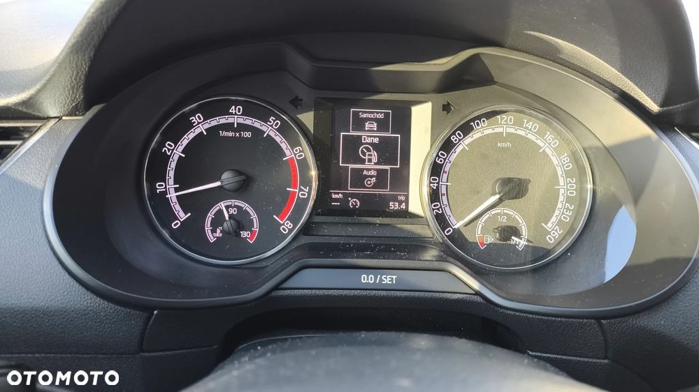 Skoda Octavia 1.4 TSI Ambition - 9