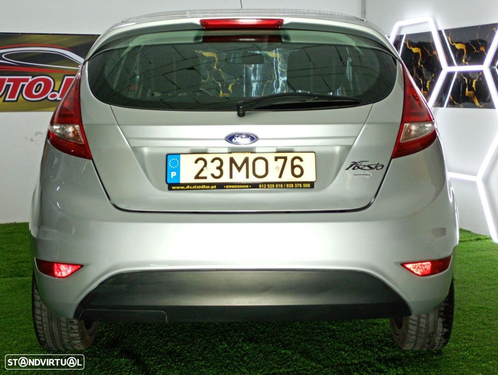 Ford Fiesta 1.4 TDCI Titanium - 26