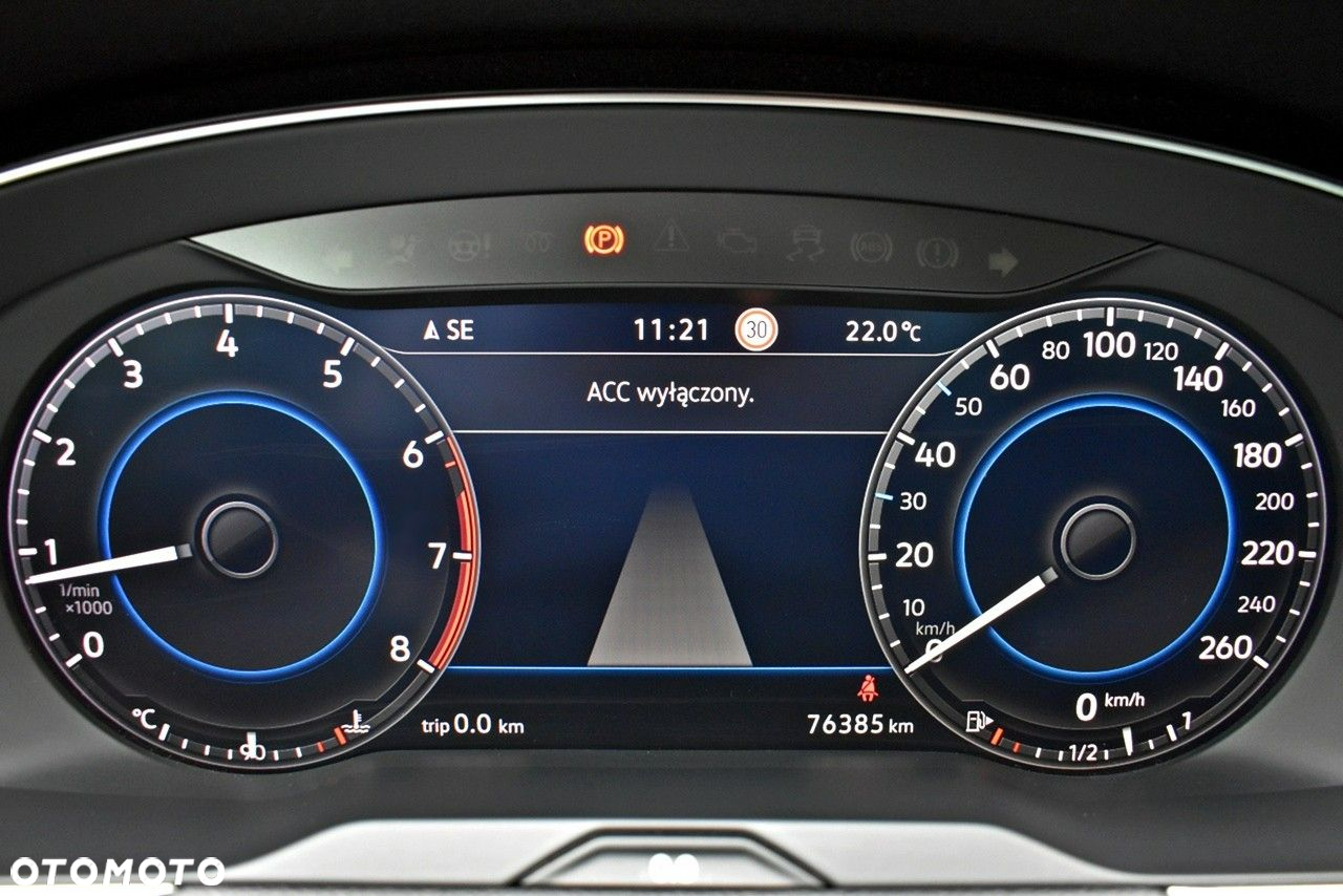 Volkswagen Passat 1.8 TSI BMT Highline - 17