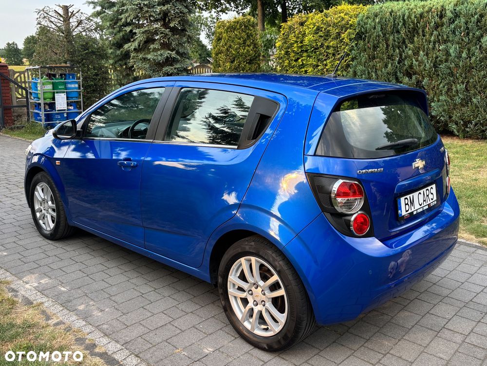 Chevrolet Aveo 1.6 LTZ S/S - 16