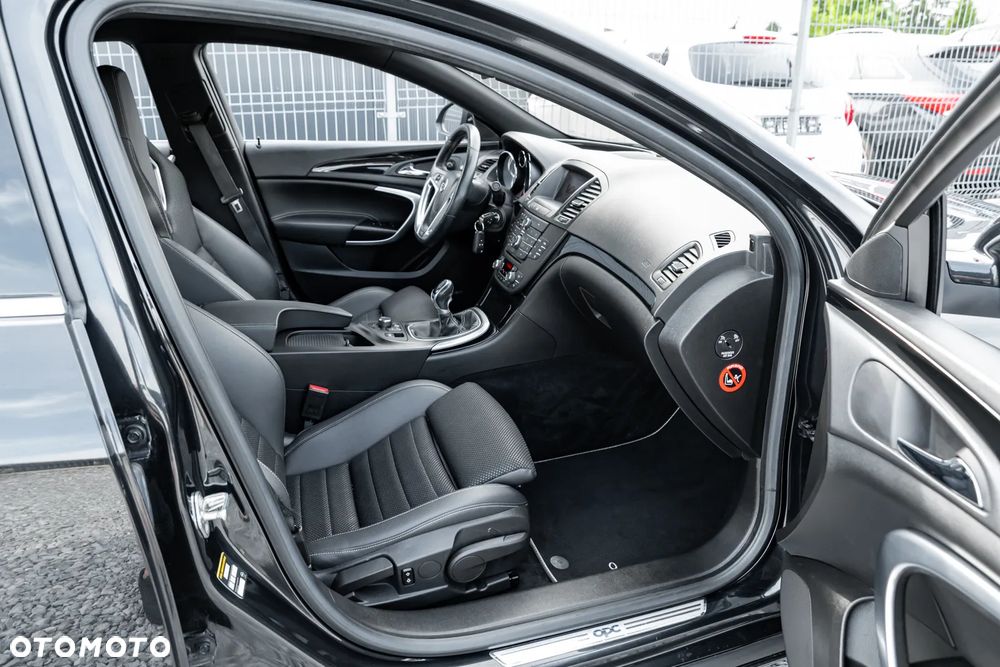 Opel Insignia 2.8 V6 Turbo 4x4 OPC - 24