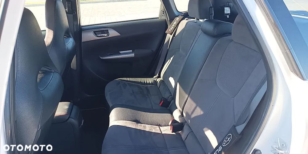 Subaru Impreza 2.5 WRX STI - 12